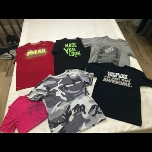 6 Men’s Nike Tee Shirts. 5 Large 1 Med